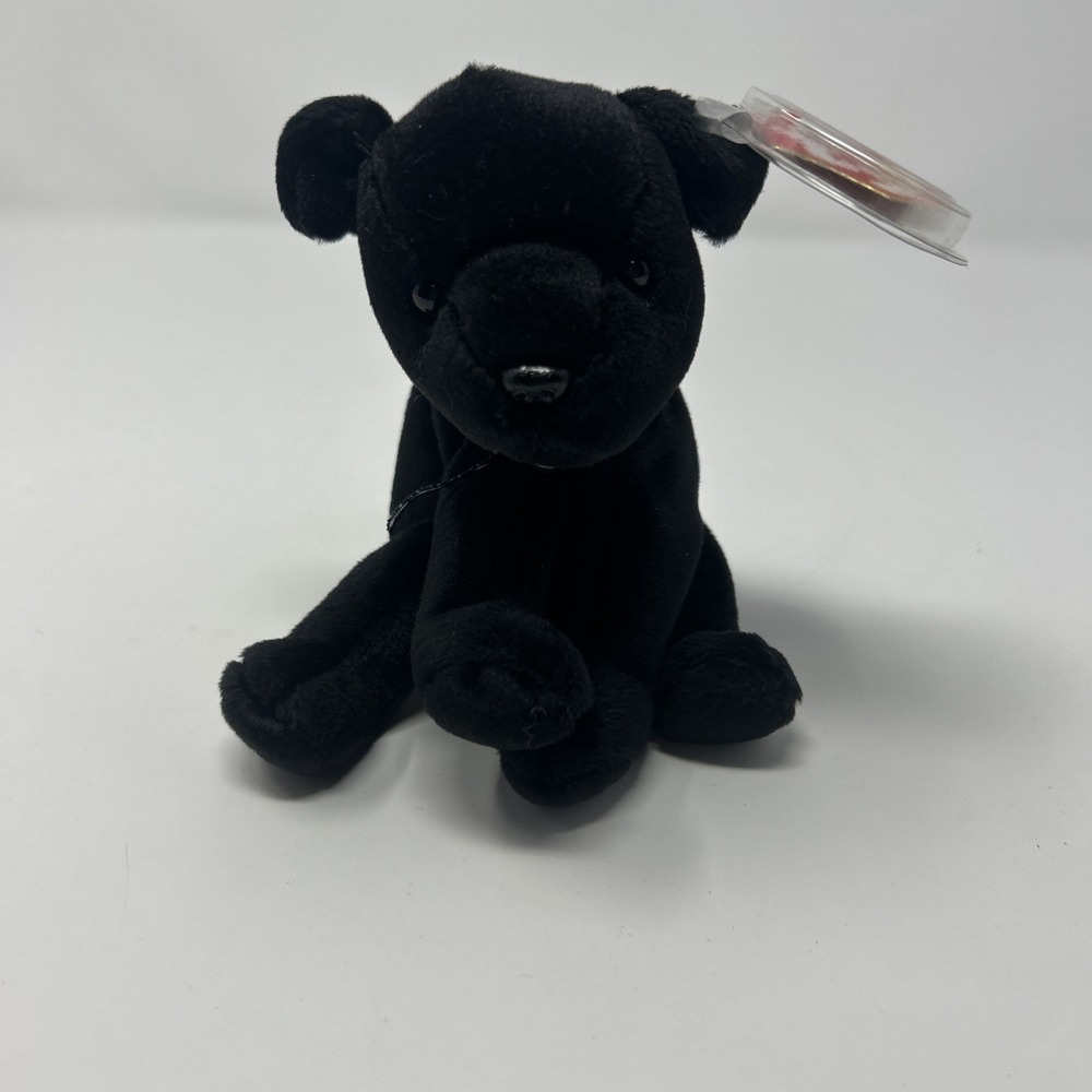 Vintage NWT TY Beanie Baby Luke the Black Lab Dog 1999 W/ Tag Protector